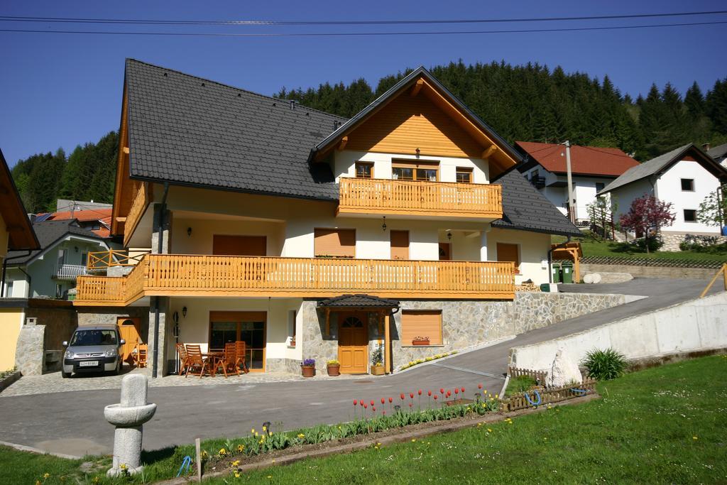 Apartments Karmen Rateče المظهر الخارجي الصورة